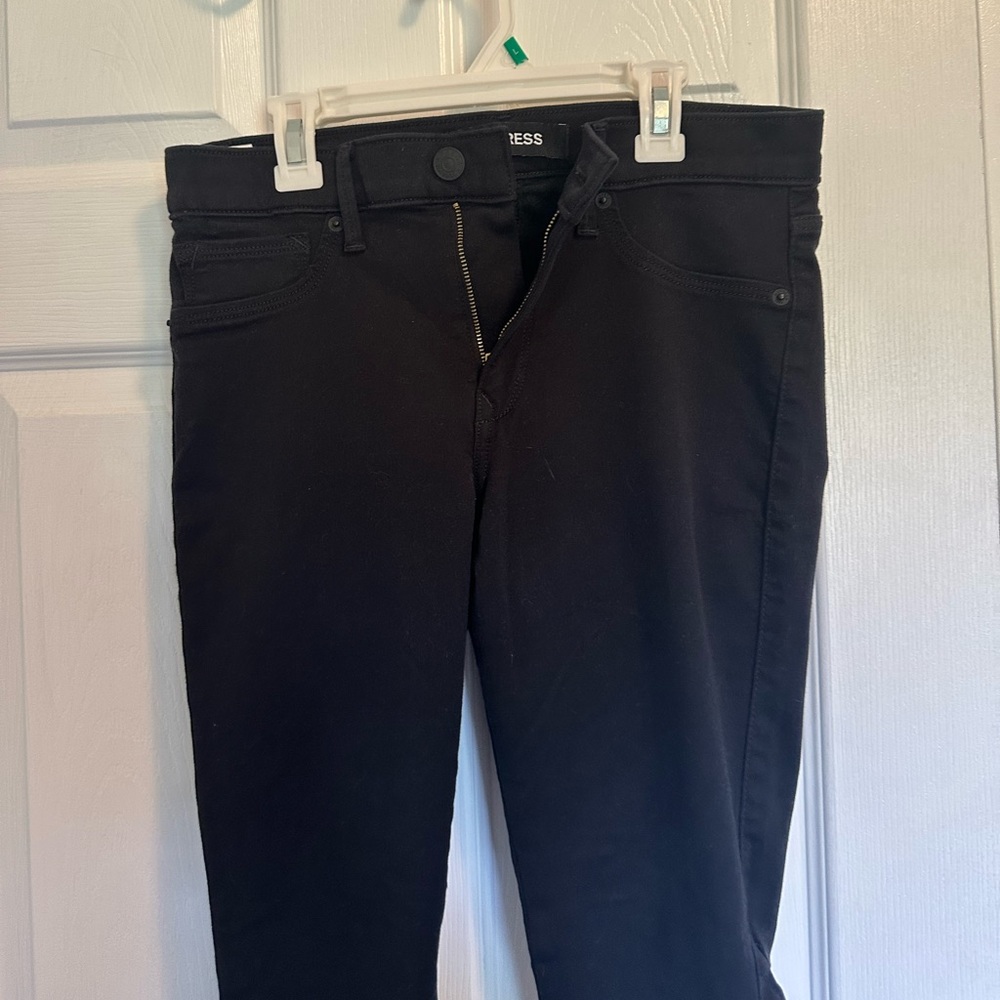 3/$8 🍁 Express Stretch+ Mid-Rise Legging